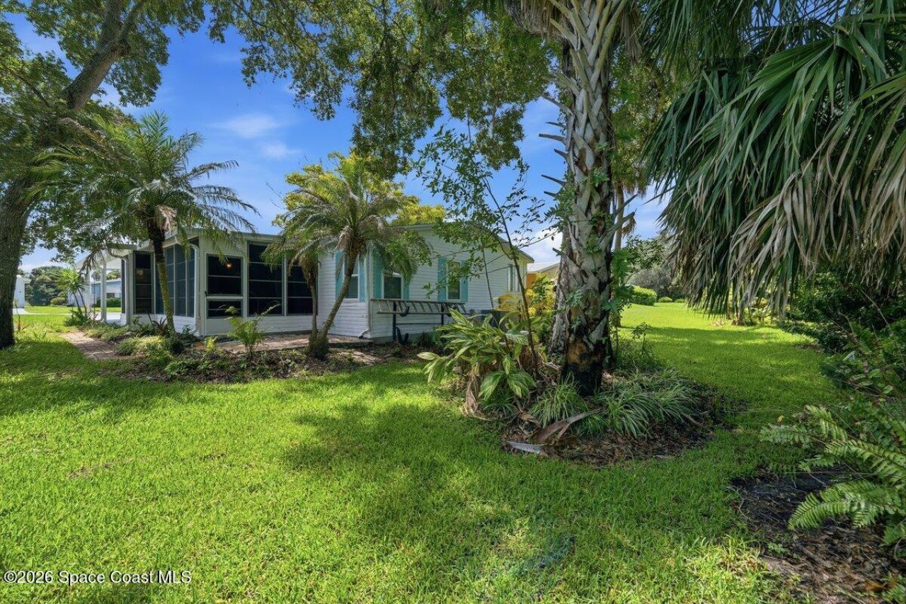304 Portside Lane , Edgewater, FL 32141 Photo