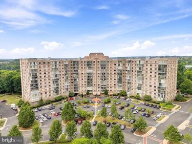 19375 CYPRESS RIDGE TERRACE, Unit 922, LEESBURG, VA 20176