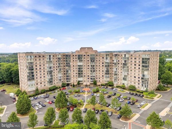 19375 CYPRESS RIDGE TERRACE, Unit 922, LEESBURG, VA 20176