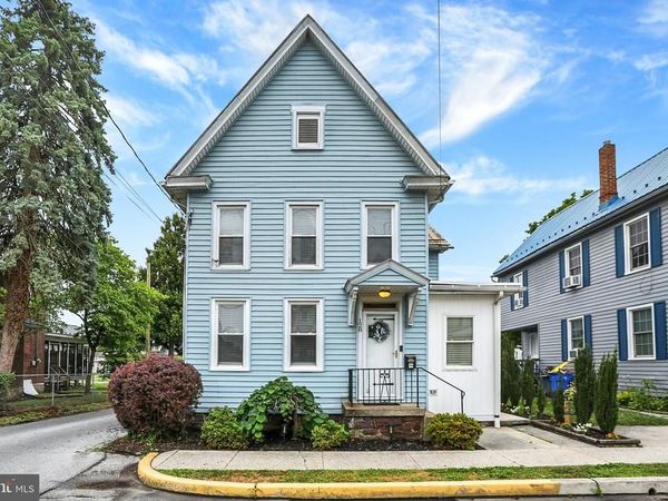 128 E EMAUS STREET, MIDDLETOWN, PA 17057