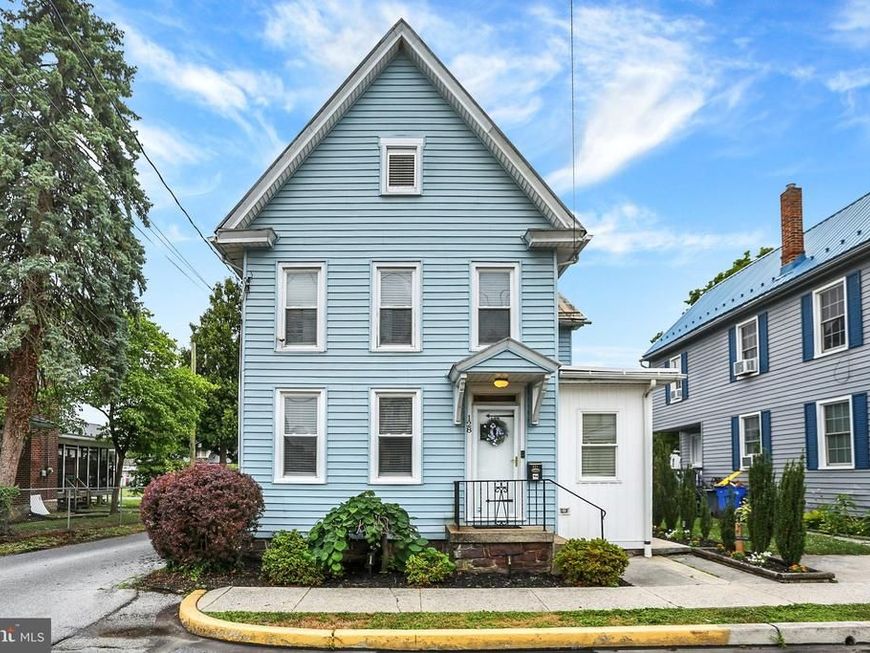 128 E Emaus Street, Middletown, PA 17057 Main Photo