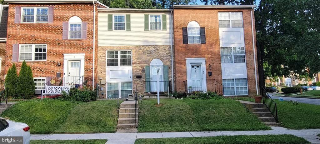 3 SUMMIT GREEN COURT, COCKEYSVILLE, MD 21030