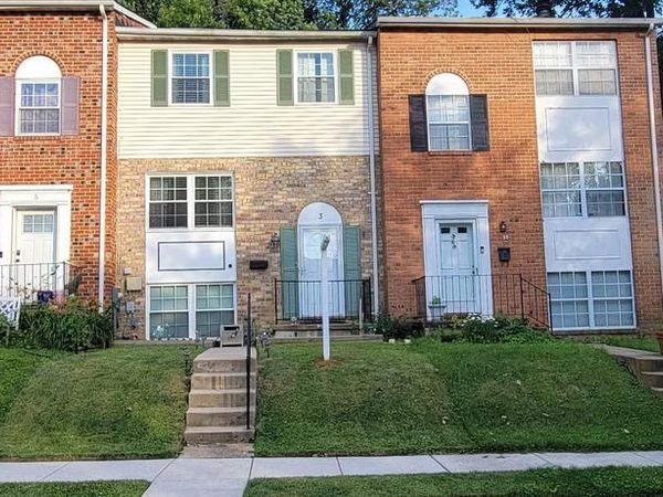 3 SUMMIT GREEN COURT , COCKEYSVILLE, MD 21030