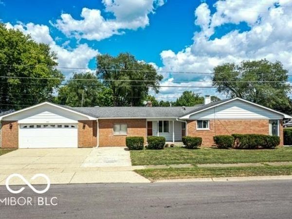 432 W Park Drive, Edinburgh, IN 46124