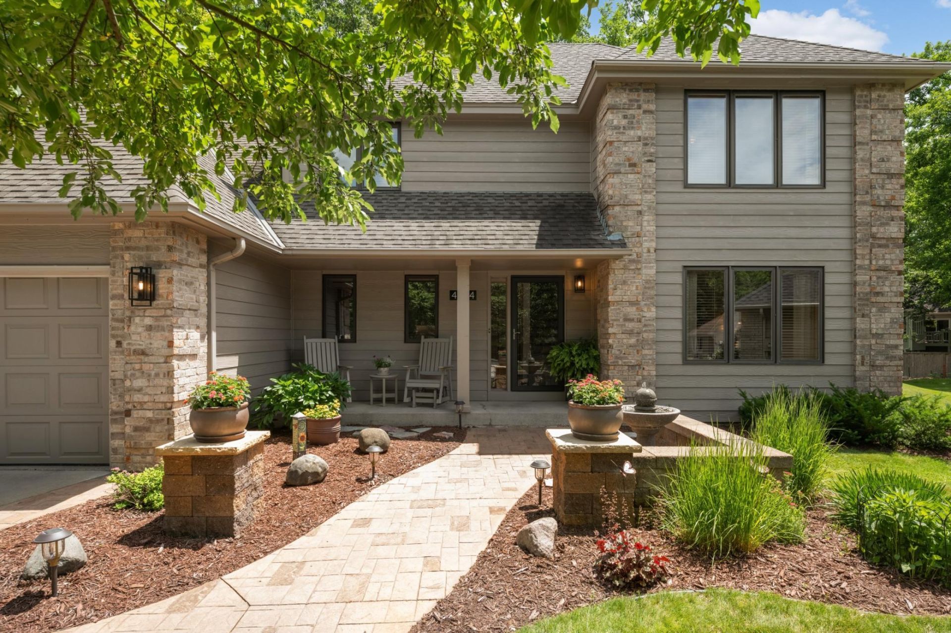 4824 Whispering Court , Eagan, MN 55122