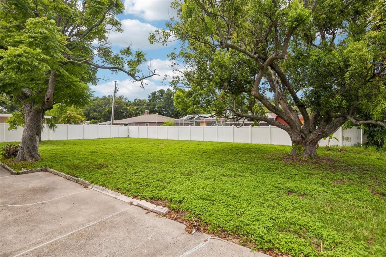 104 S Hercules Avenue, Clearwater, FL 33765 Photo