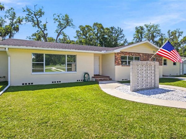 WILLISTON, FL 32696