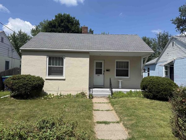 141 MCKINLEY AVENUE, Clintonville, WI 54129