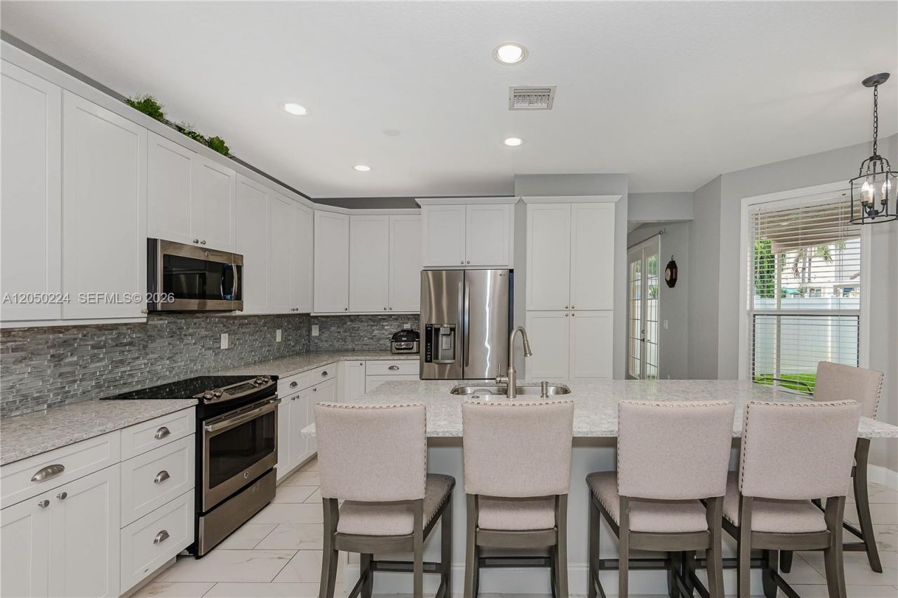 1834 SW 152nd Way , Miramar, FL 33027 Photo