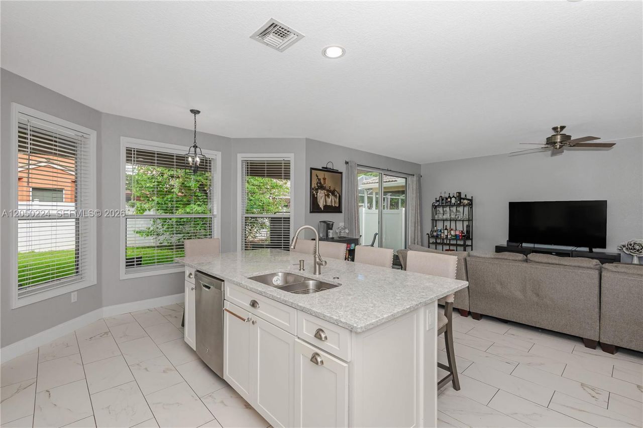 1834 SW 152nd Way , Miramar, FL 33027 Photo