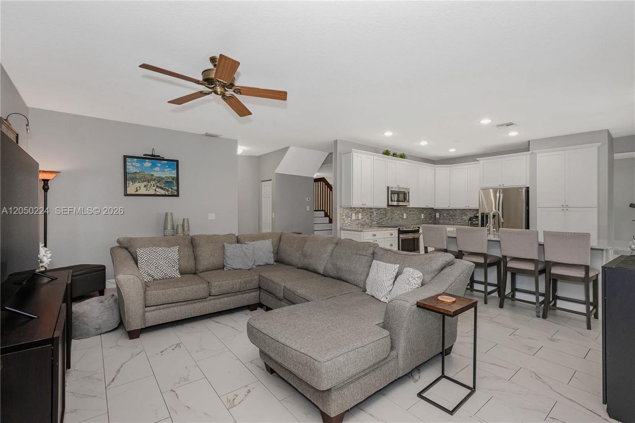 1834 SW 152nd Way , Miramar, FL 33027 Photo