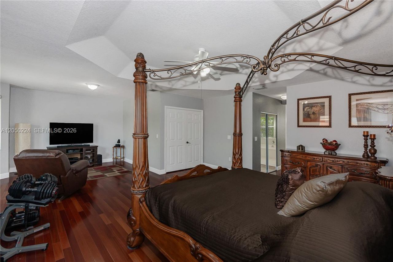1834 SW 152nd Way , Miramar, FL 33027 Photo
