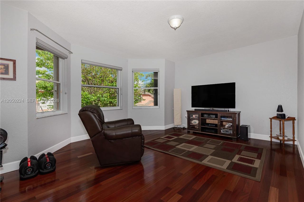 1834 SW 152nd Way , Miramar, FL 33027 Photo