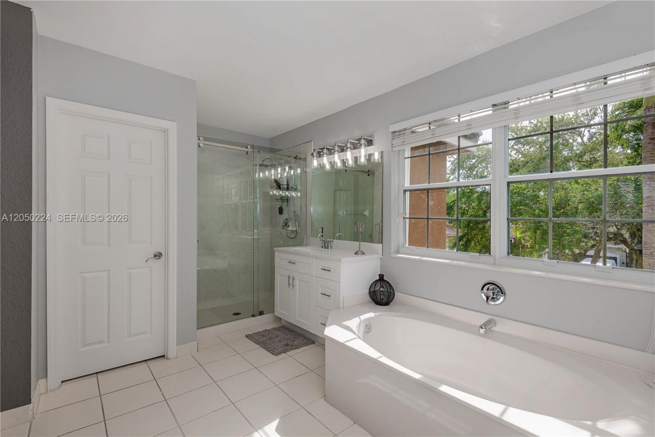 1834 SW 152nd Way , Miramar, FL 33027 Photo