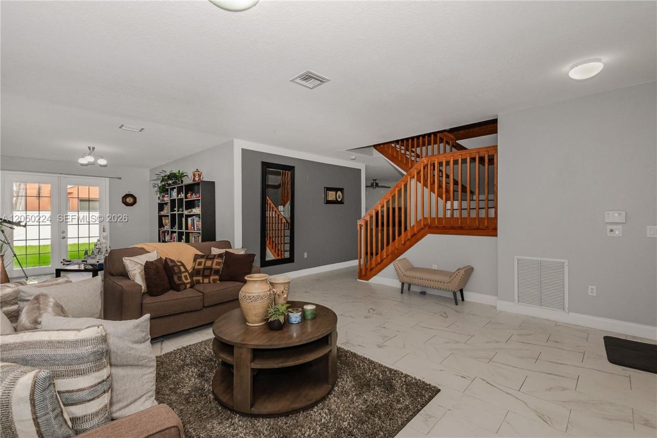 1834 SW 152nd Way , Miramar, FL 33027 Photo