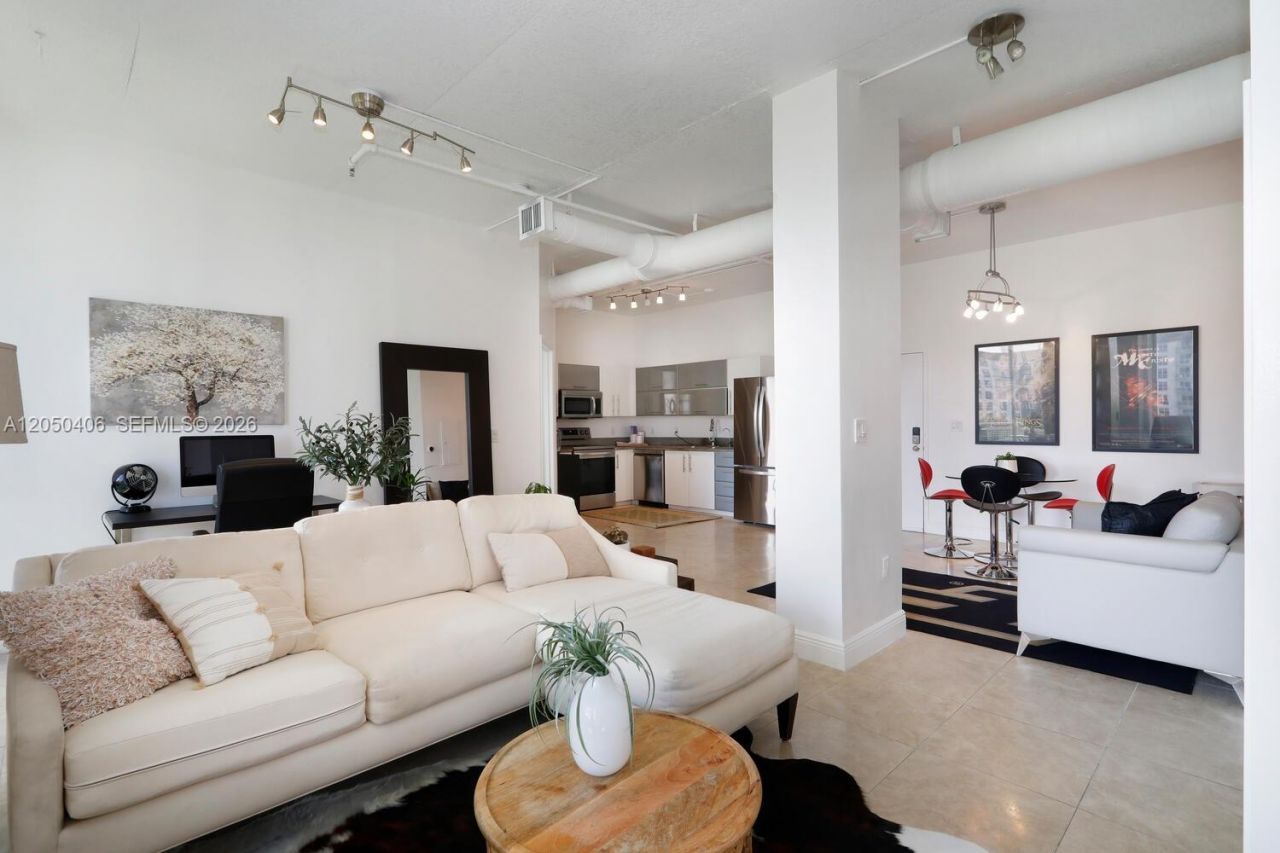 444 NE 30th St , Unit 502, Miami, FL 33137 Photo