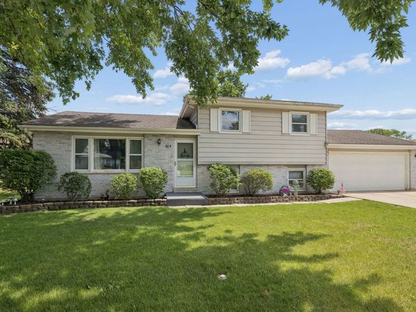604 Oxford Court , New Lenox, IL 60451