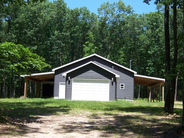 6100 Gate Road, Houghton Lake, MI 48629