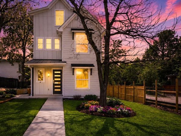 2301 E 10th ST, Austin, TX 78702