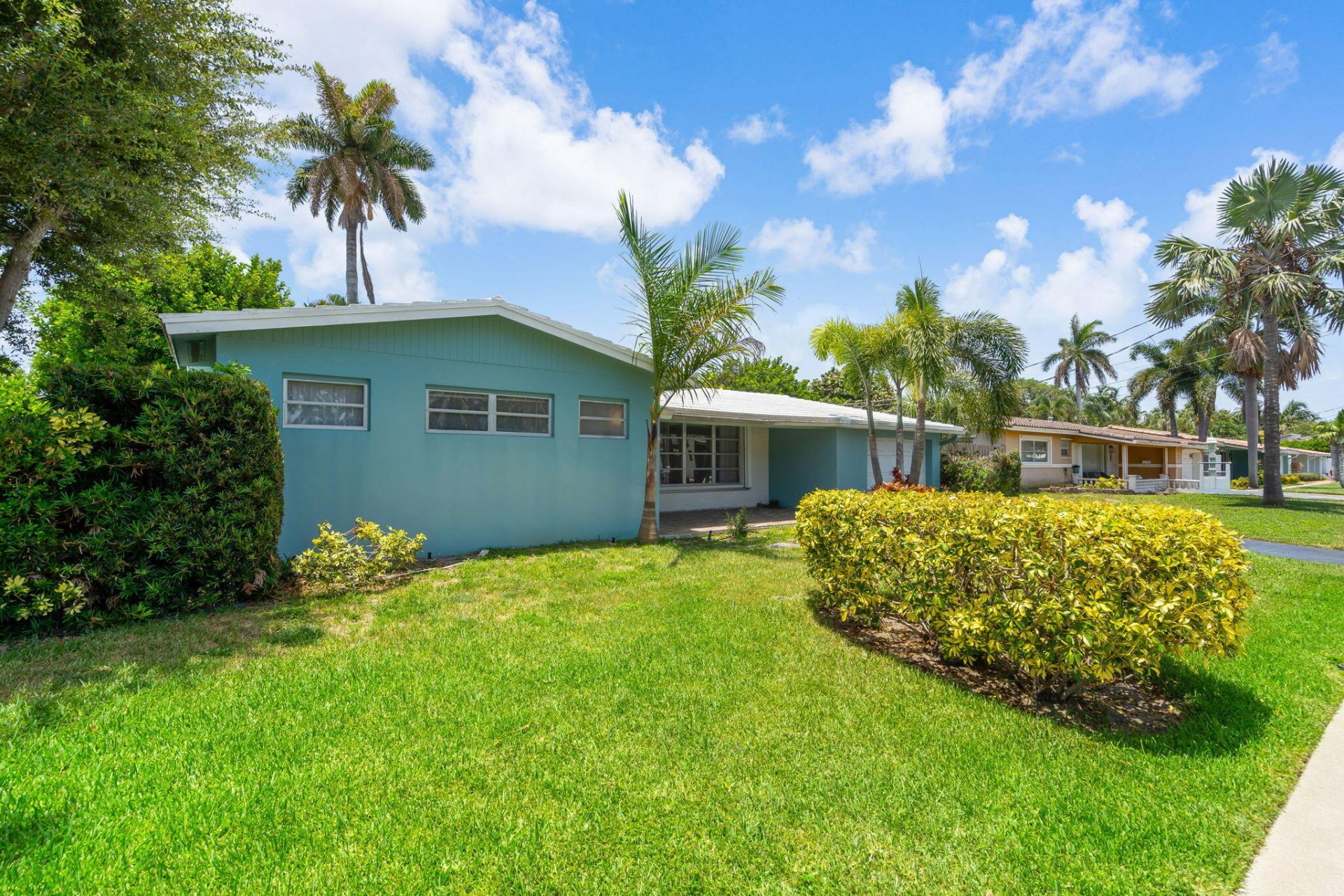 2610 NE 50th Street, Lighthouse Point, FL 33064 Photo