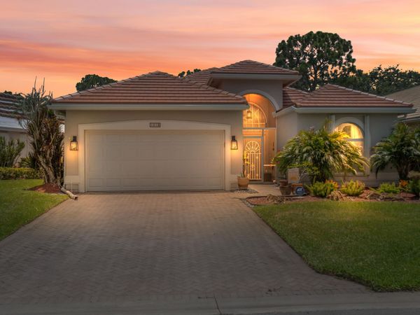 1618 SE Shelburnie Way, Port St. Lucie, FL 34952