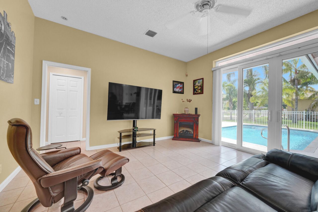 5740 NW 50th Street, Coral Springs, FL 33067 Photo