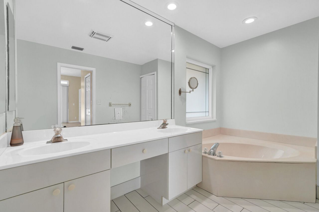 5740 NW 50th Street, Coral Springs, FL 33067 Photo