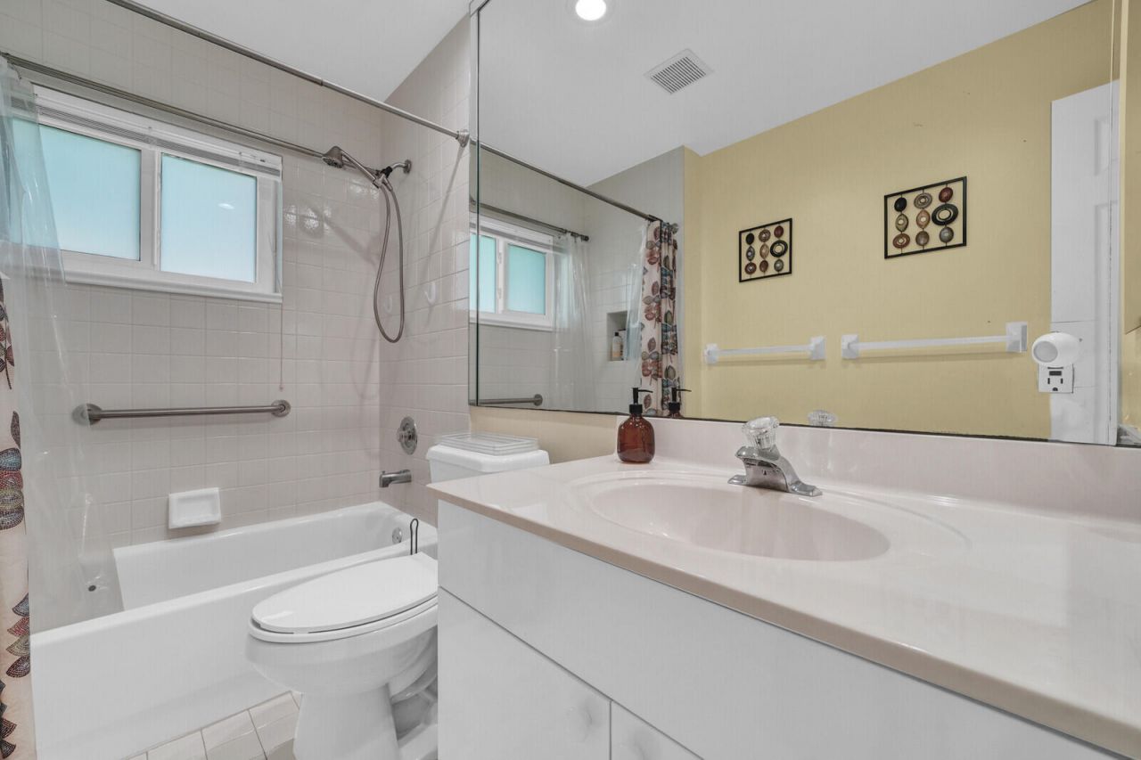 5740 NW 50th Street, Coral Springs, FL 33067 Photo