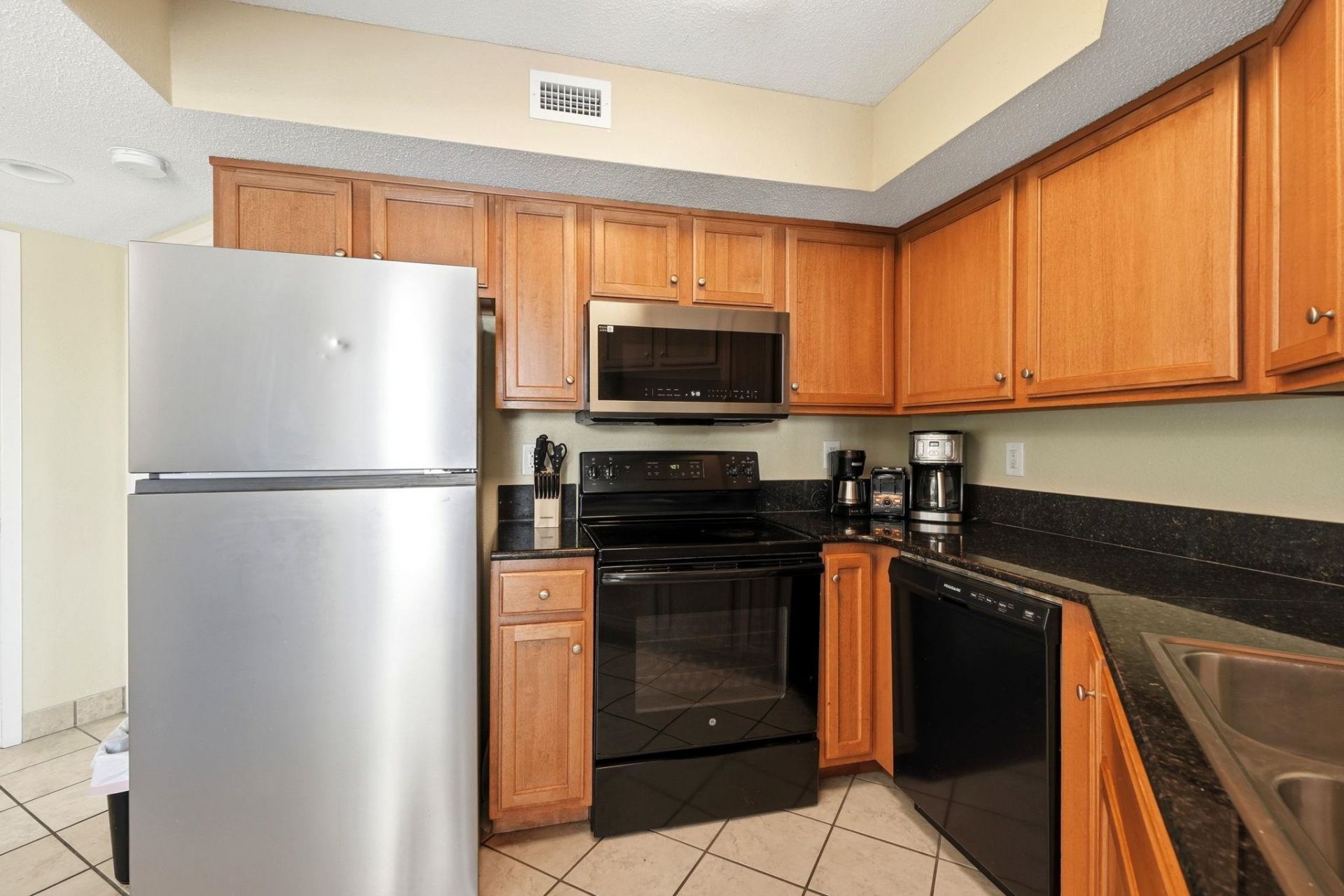 504 N Ocean Blvd.  Photo 11