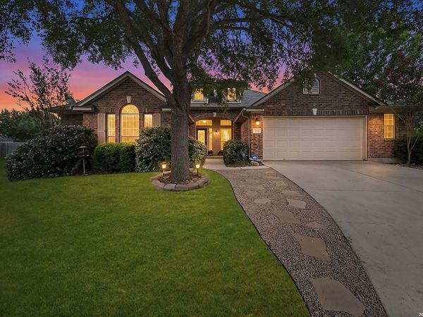 266 MAIDSTONE CV, Cibolo, TX 78108