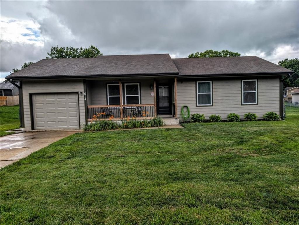 614 Younger Street, Kearney, MO 64060 Main Photo