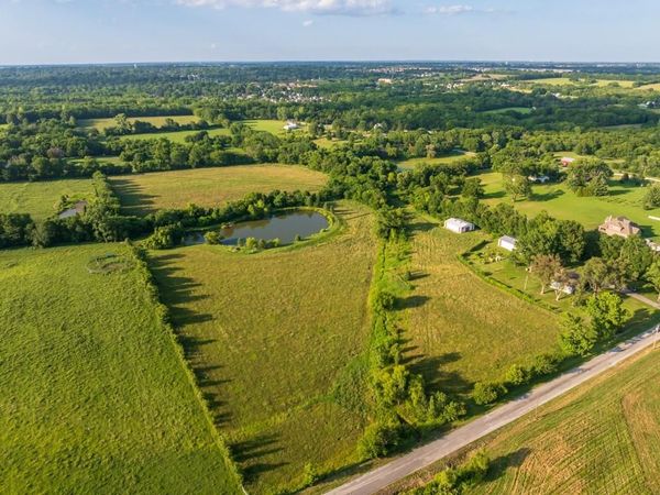4900 E 187th Street, Belton, MO 64012