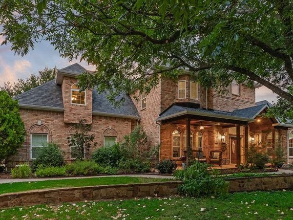 810 Cross Timbers Drive, Double Oak, TX 75077