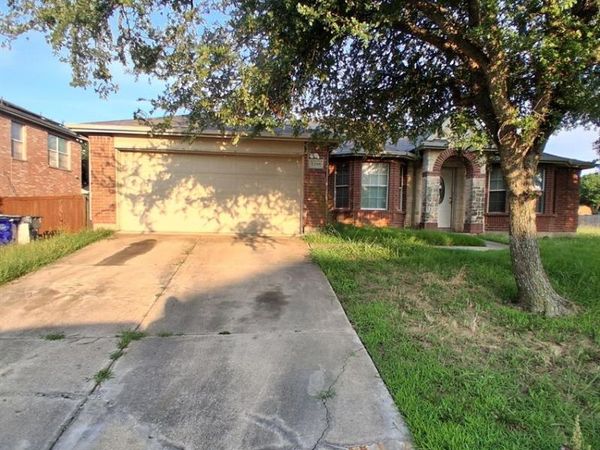 1200 Hampton Drive , Forney, TX 75126