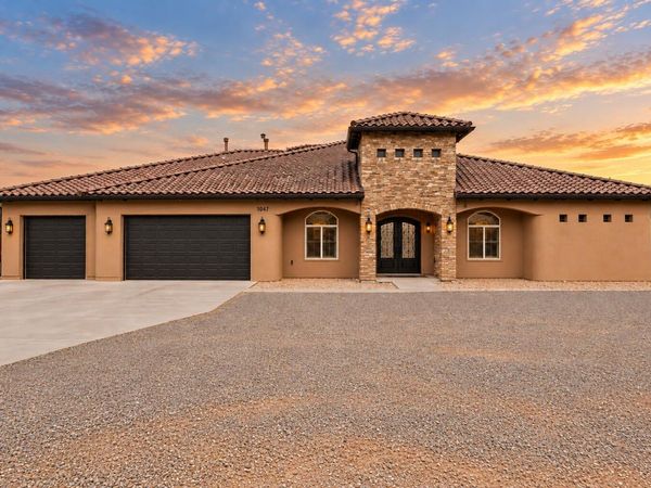 1202 Gabaldon Road NW, Albuquerque, NM 87104