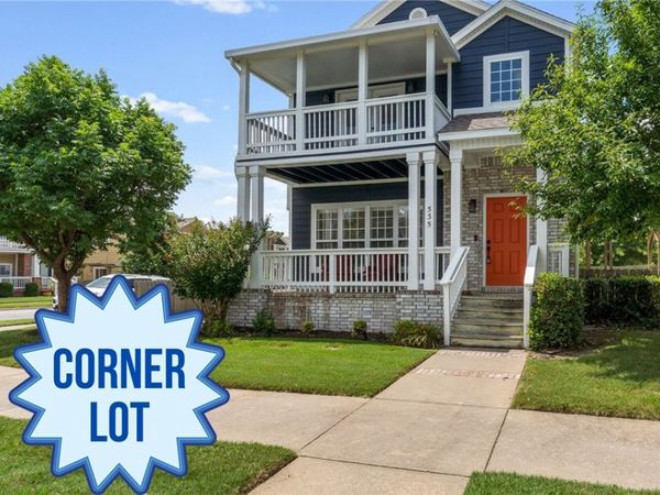 535 N Tennyson Lane, Fayetteville, AR 72704