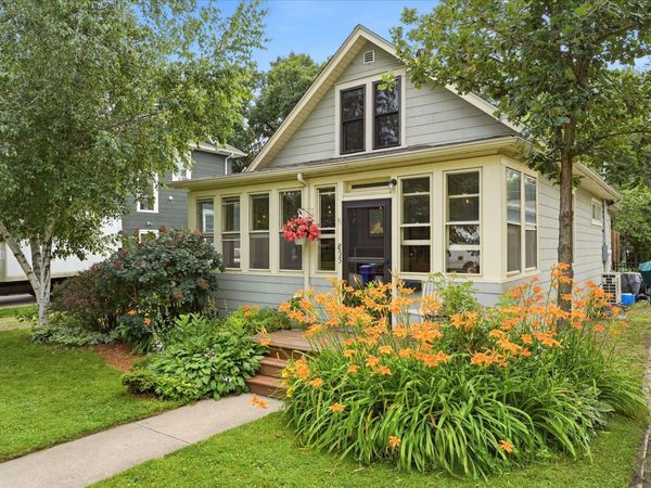 855 Delaware Avenue, Saint Paul, MN 55107