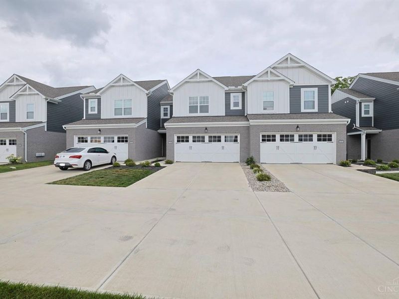 4844 Osprey Pointe Drive, Liberty Township, OH 45011 Photo 1