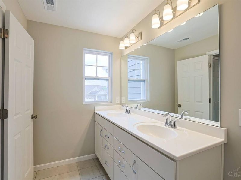 4844 Osprey Pointe Drive, Liberty Township, OH 45011 Photo 24