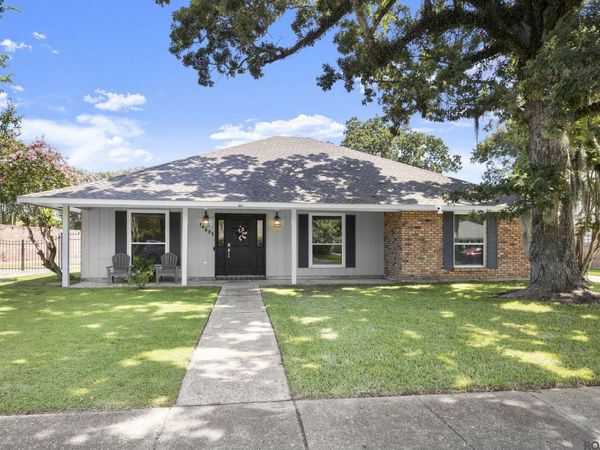 14521 Chimneywood Ave, Baton Rouge, LA 70816