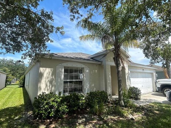 1112 W 13th Sq , Vero Beach, FL 32960