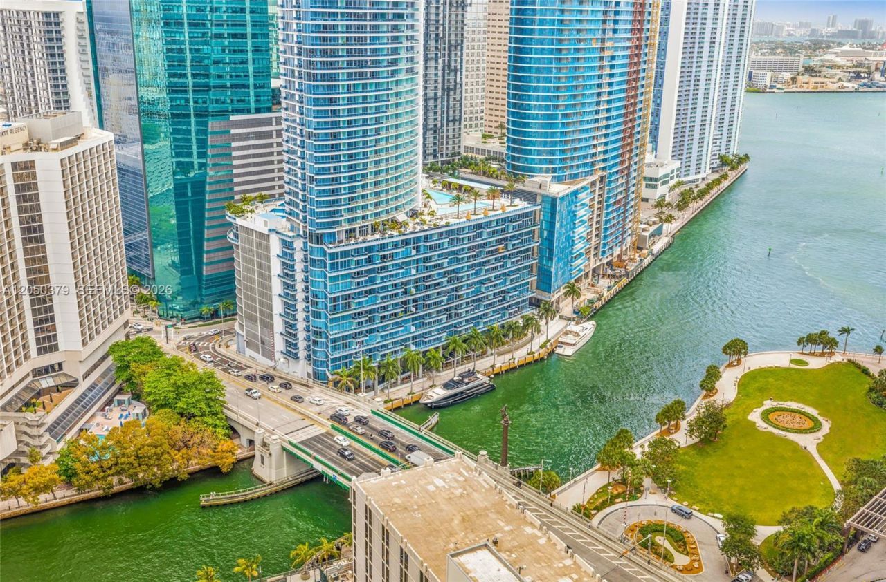 55 SE 6th St , Unit 3807, Miami, FL 33131 Photo