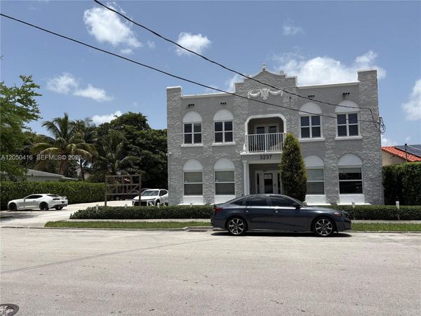 3237 SW 4th St , Unit 2, Miami, FL 33135
