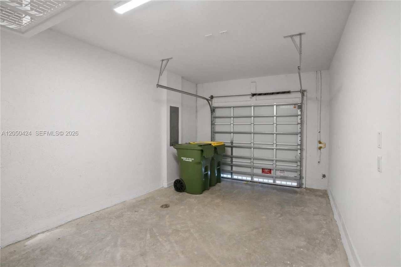 715 SE 15th St , Unit ., Homestead, FL 33034 Photo