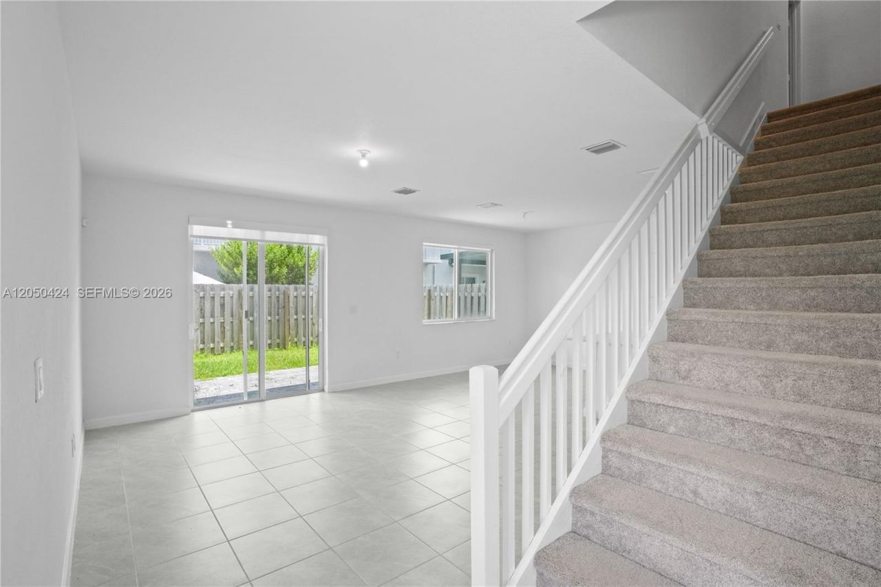 715 SE 15th St , Unit ., Homestead, FL 33034 Photo