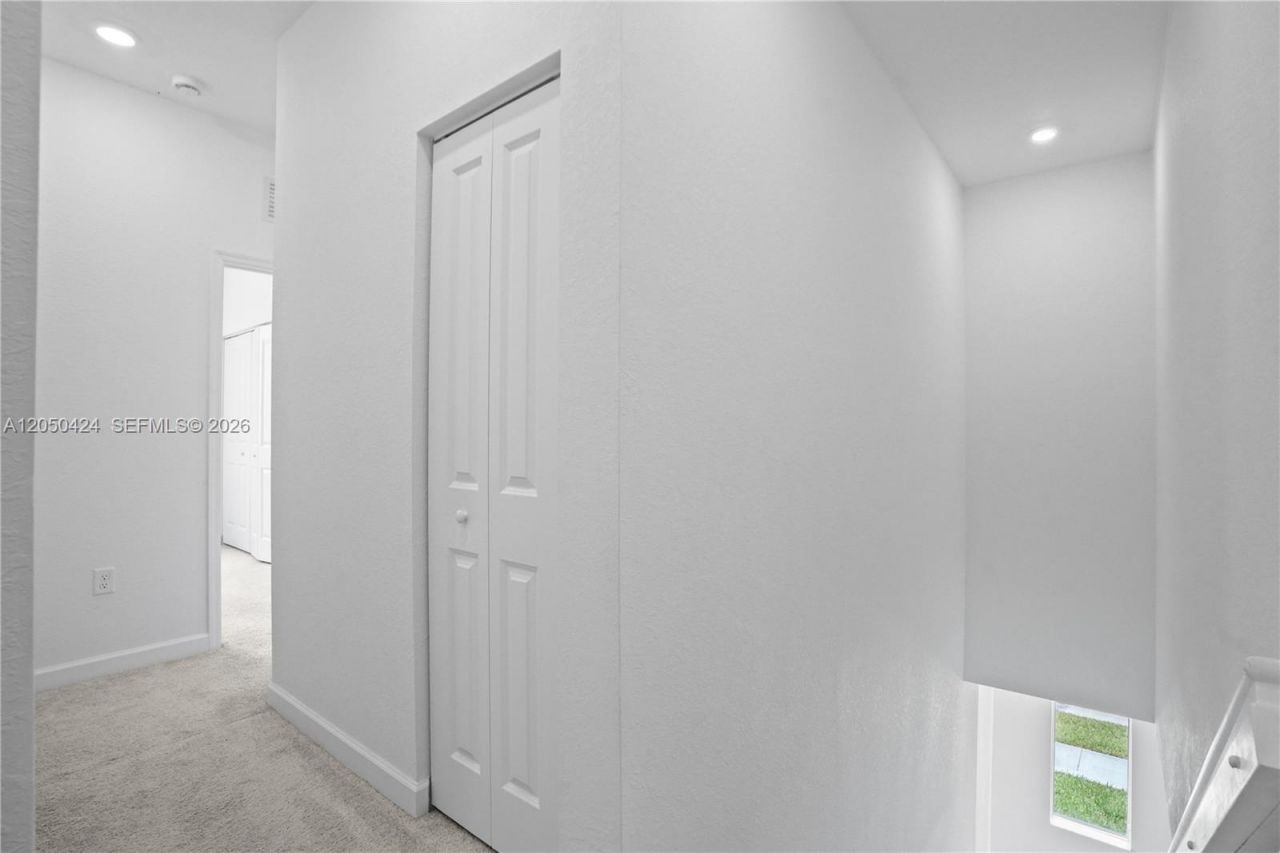 715 SE 15th St , Unit ., Homestead, FL 33034 Photo
