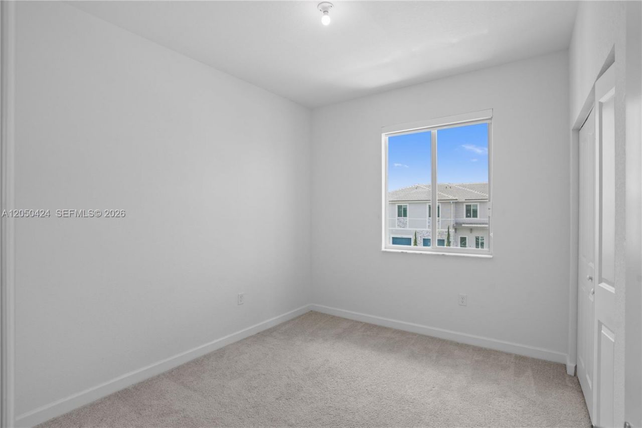 715 SE 15th St , Unit ., Homestead, FL 33034 Photo