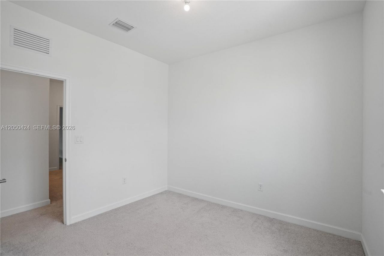 715 SE 15th St , Unit ., Homestead, FL 33034 Photo
