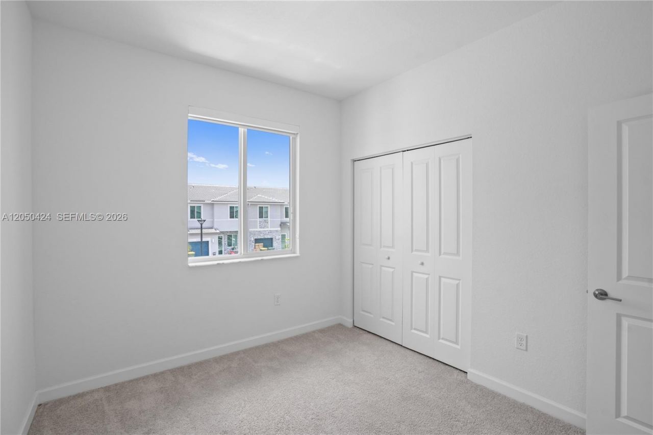 715 SE 15th St , Unit ., Homestead, FL 33034 Photo