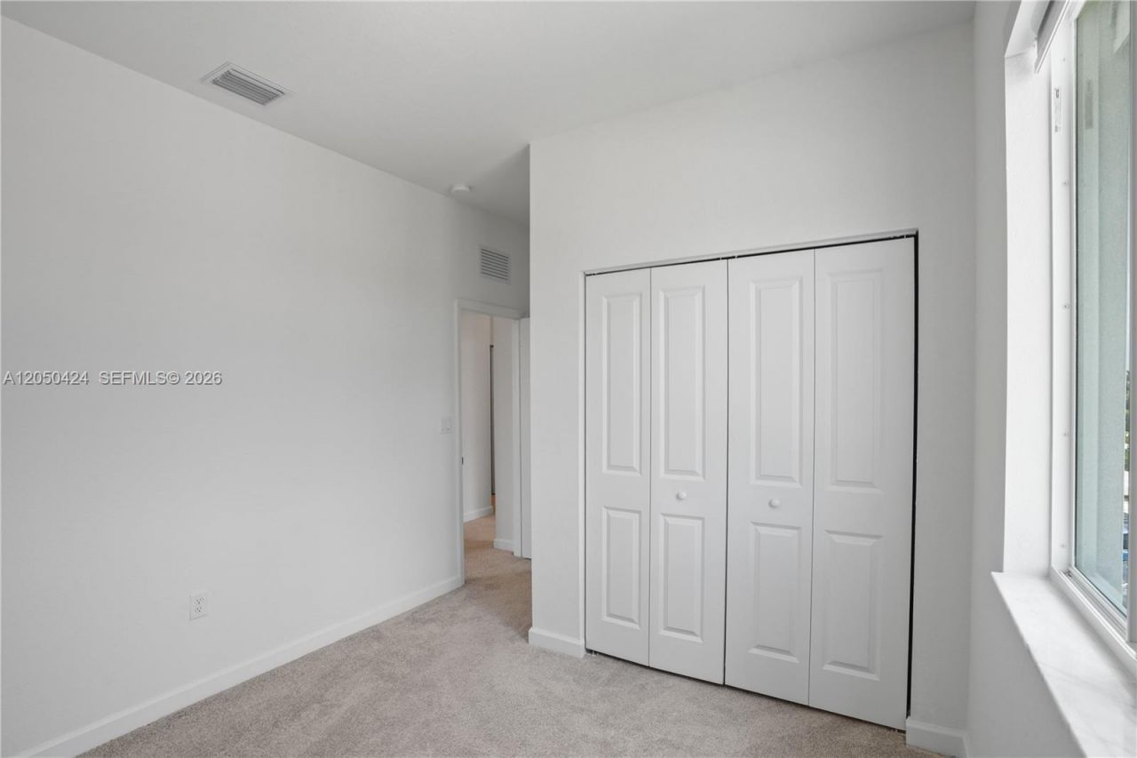 715 SE 15th St , Unit ., Homestead, FL 33034 Photo
